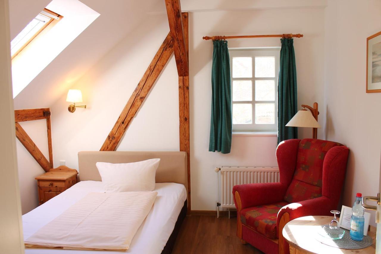 Hotel Schloesschen Sundische Wiese Цингст Екстер'єр фото